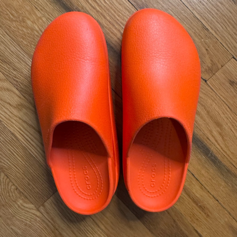 Crocs Dylan Platform Clogs Bright Orange W sz 9